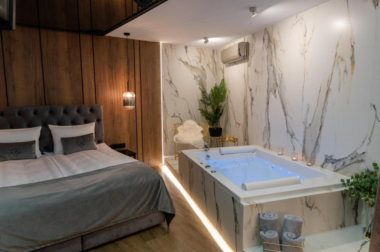 Jacuzzi Apartment Main Square 克拉科夫 外观 照片